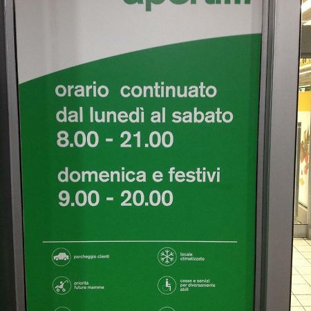 Cornerapartment III Bologna Bagian luar foto